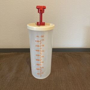 Vintage TUPPERWARE Pump Dispenser Ketchup 640 1553 Camping‎ RV TESTED